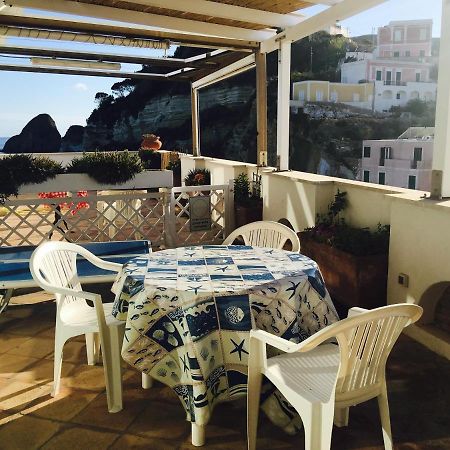 Apartmán Agenzia Isotur Nontiscordardime Ponza Exteriér fotografie